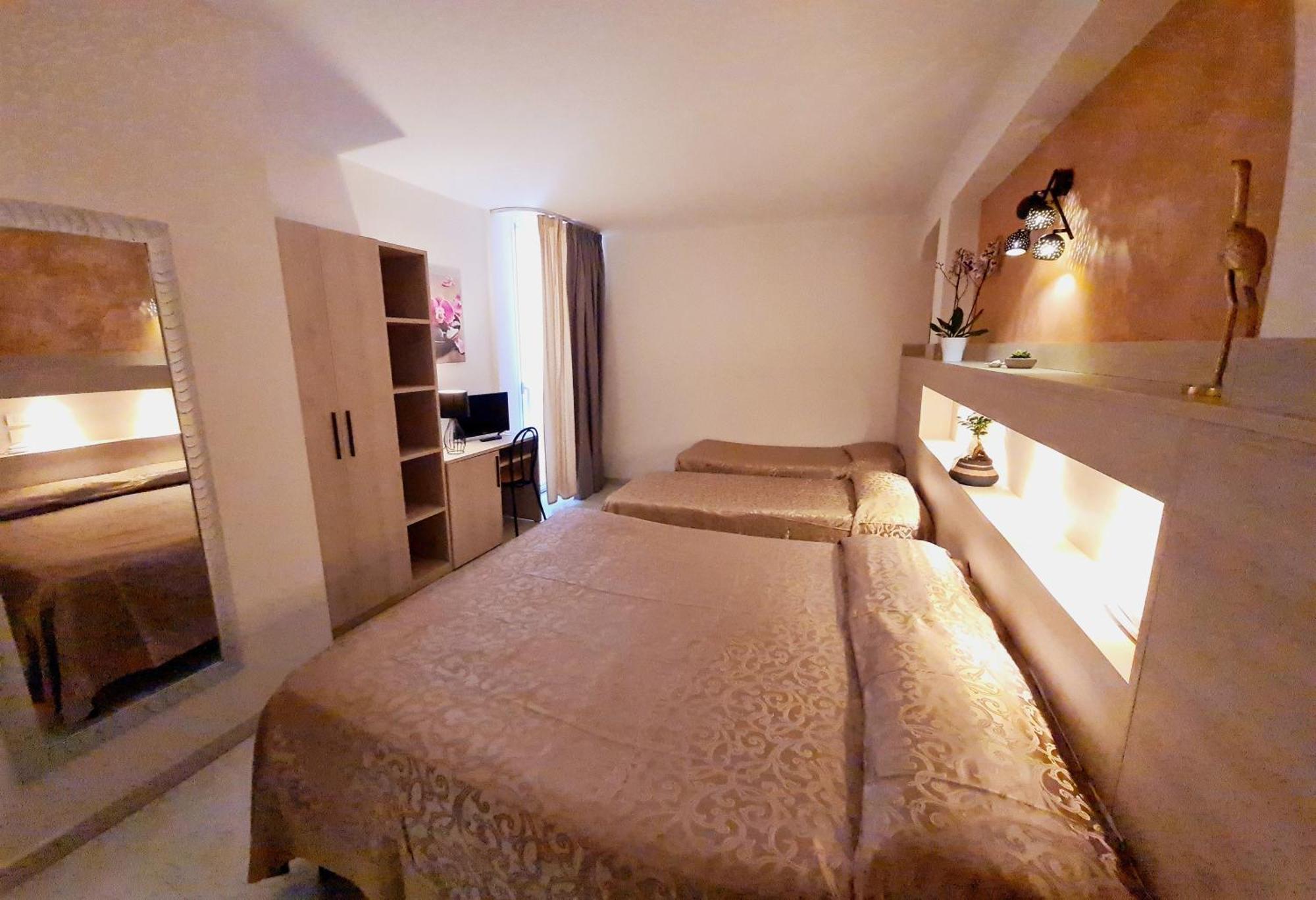 Hotel Laura Cesenatico Phòng bức ảnh